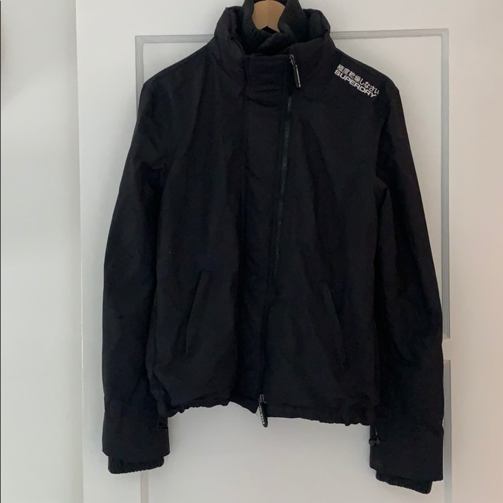 Black superset jacket